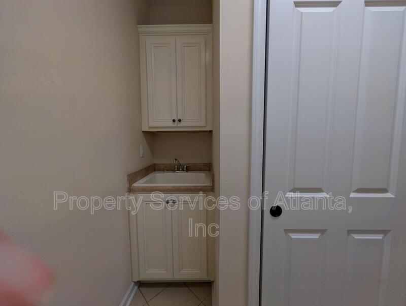 Beautiful  2BD/2BA Ranch with bonus room Move in Now property image