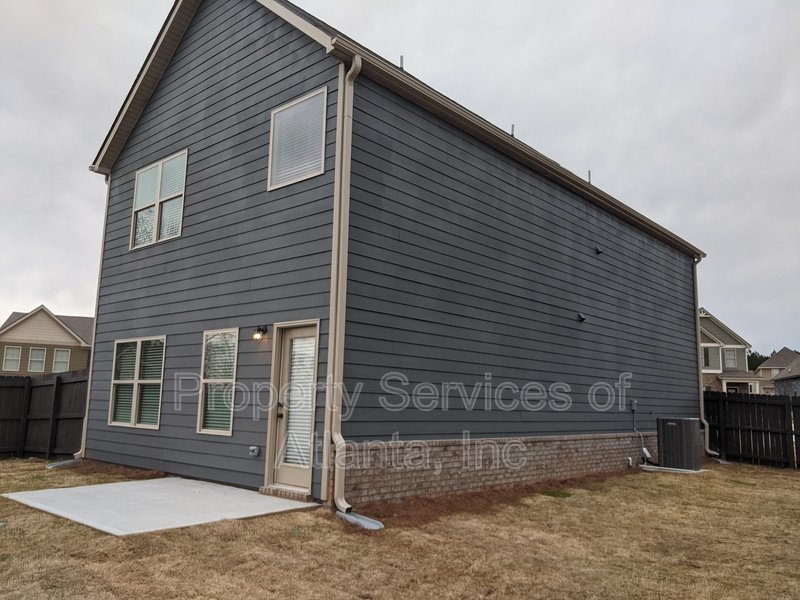 McDonough 3BD/2.5BA Newer Build property image