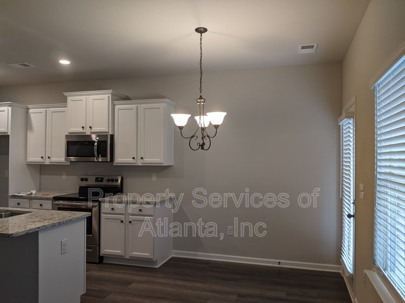 McDonough 3BD/2.5BA Newer Build property image