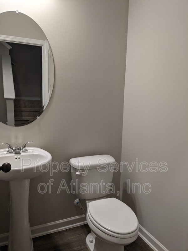 McDonough 3BD/2.5BA Newer Build property image