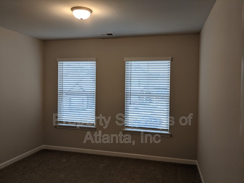 McDonough 3BD/2.5BA Newer Build property image