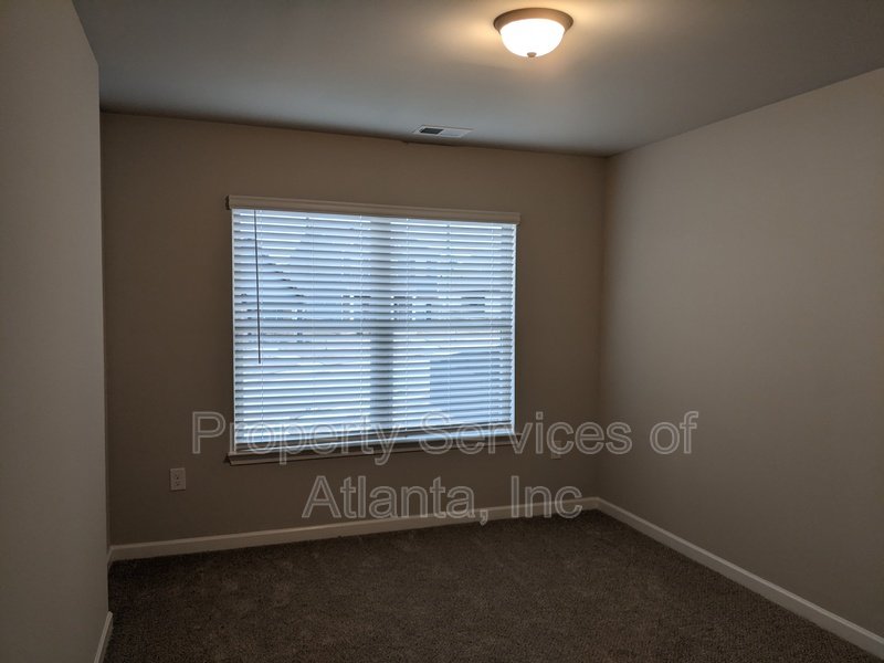 McDonough 3BD/2.5BA Newer Build property image