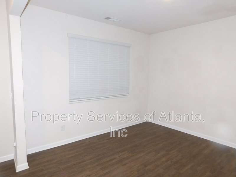 Dallas - 4BR/2.5 BA - Amenities property image