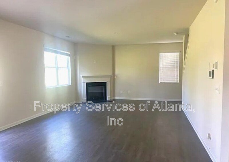 Dallas - 4BR/2.5 BA - Amenities property image