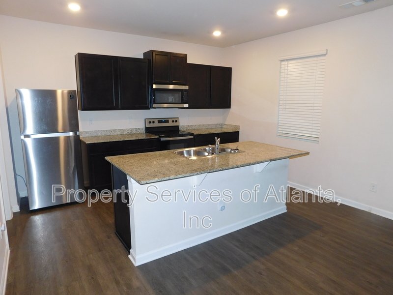 Dallas - 4BR/2.5 BA - Amenities property image