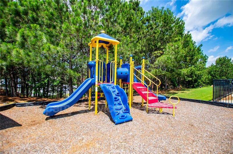 Dallas - 4BR/2.5 BA - Amenities property image