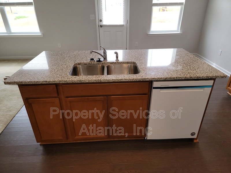 McDonough 4BD/3BA Move In NOW property image