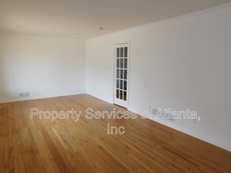 Decatur - Remodeled 3BR/2BA - Garage property image