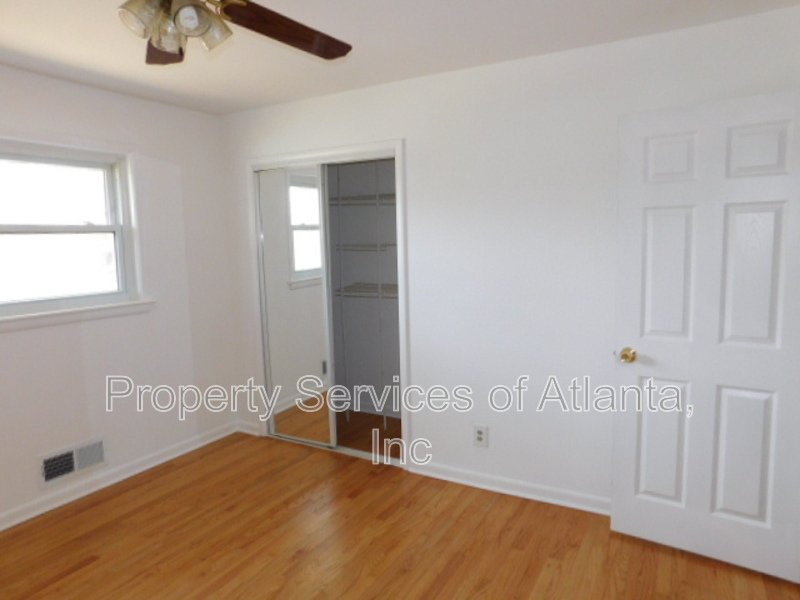 Decatur - Remodeled 3BR/2BA - Garage property image
