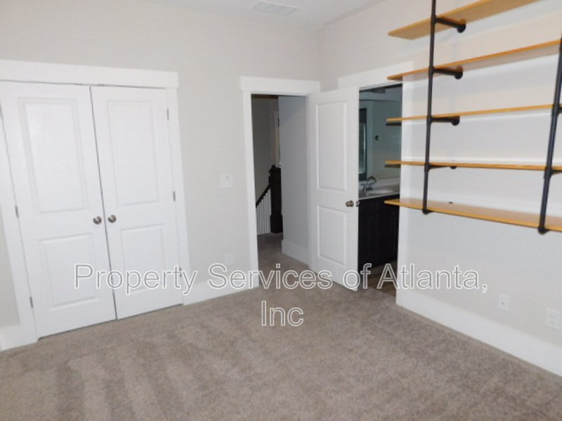 Powder Springs - 4BR/3.5BA - Spacious Home - Amenities property image