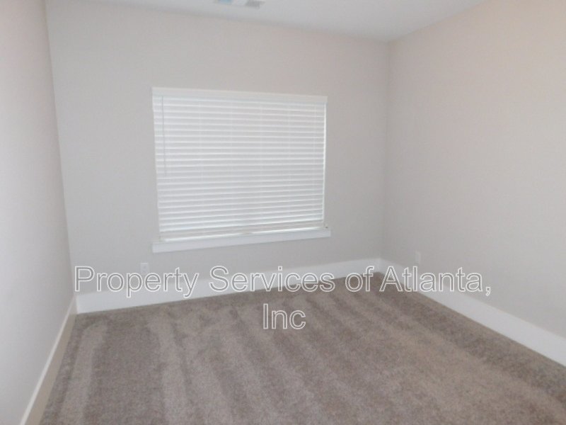 Powder Springs - 4BR/3.5BA - Spacious Home - Amenities property image