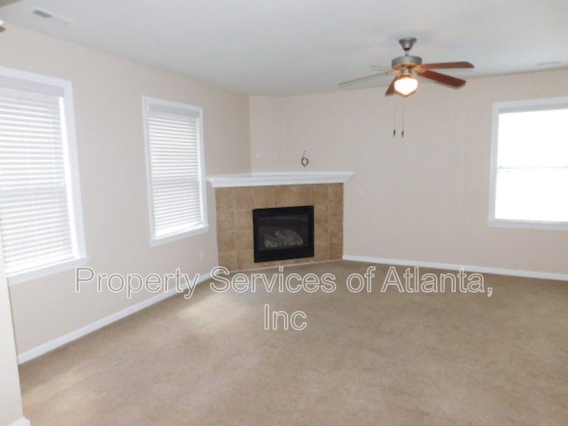 Douglasville - 4BR/2.5BA - Great Community with Amenities property image
