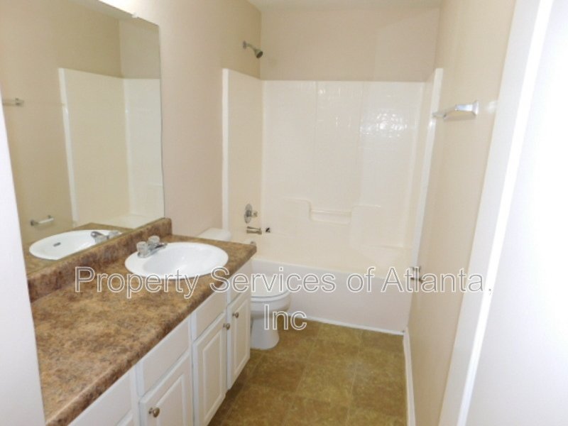 Douglasville - 4BR/2.5BA - Great Community with Amenities property image