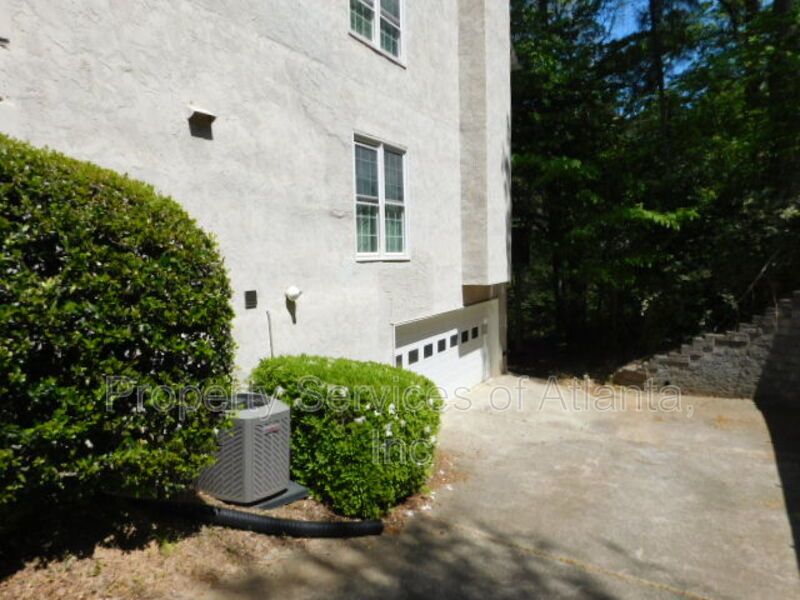 Sandy Springs -3BR/2.5BA  Duplex Townhouse property image