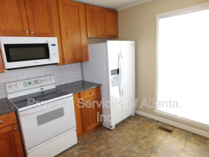 Sandy Springs -3BR/2.5BA  Duplex Townhouse property image