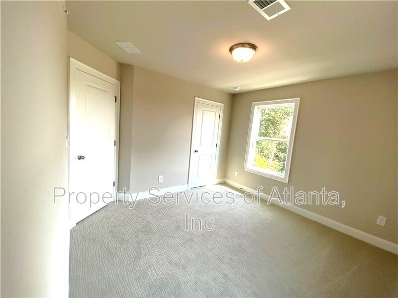 Woodstock - 4BR/3.5BA -TOWNHOUSE-GREAT SCHOOLS-INCLUDES LANDSCAPING. property image