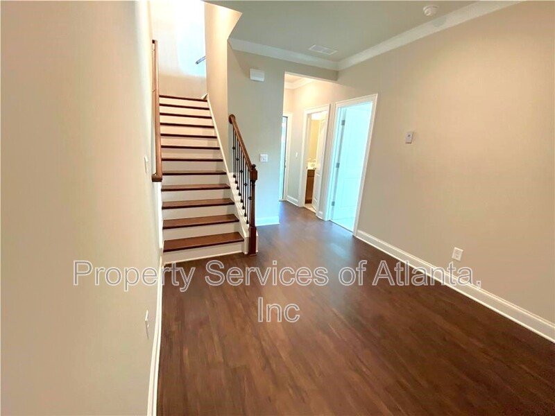 Woodstock - 4BR/3.5BA -TOWNHOUSE-GREAT SCHOOLS-INCLUDES LANDSCAPING. property image