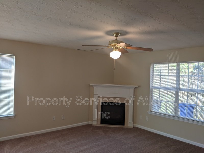 Stockbridge 4B/2.5BA Easy Location! property image
