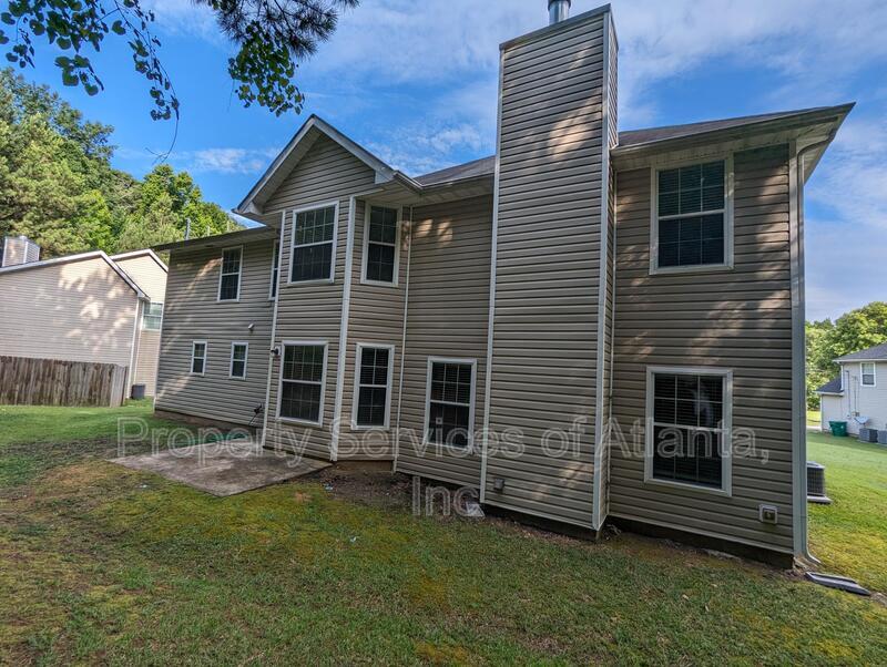 Spacious 4BD/2.5BA Ellenwood Home! property image