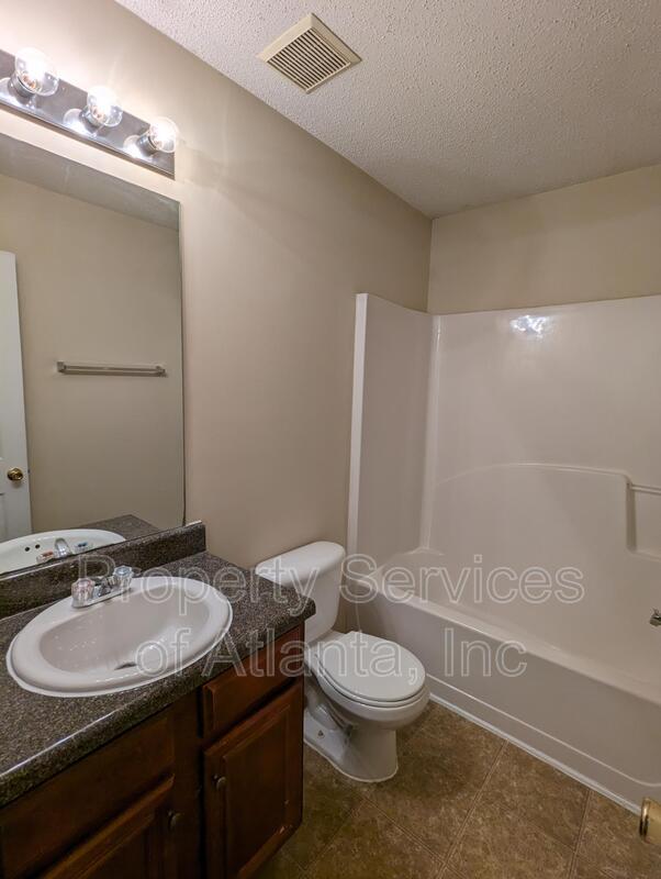 Spacious 4BD/2.5BA Ellenwood Home! property image