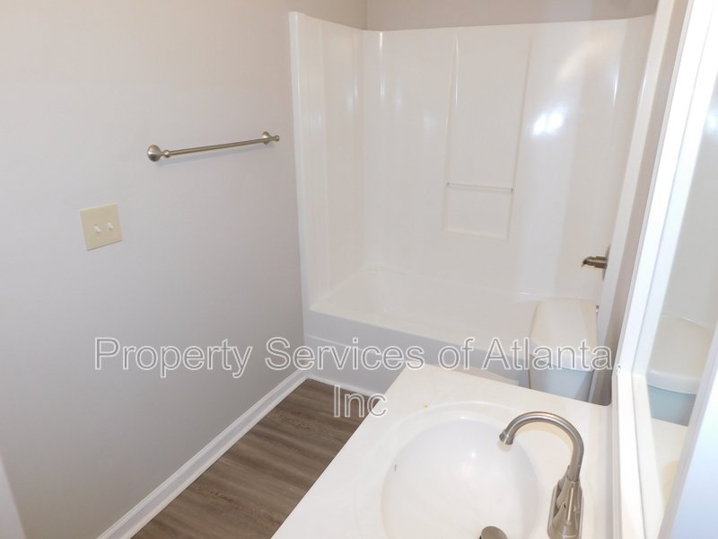 Douglasville - 3BR/2.5BA - Community with Amenities property image
