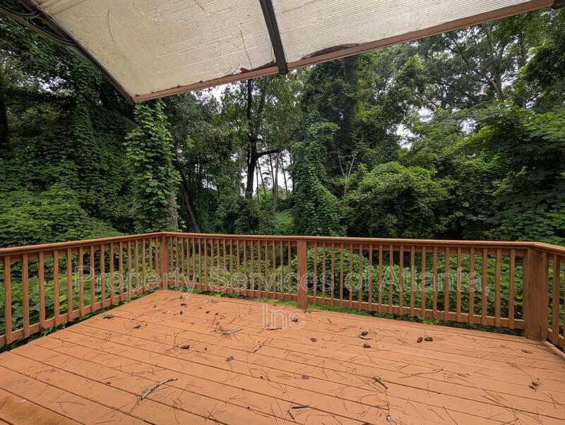 Cute Ranch Home in East Point 3BD/2BA property image