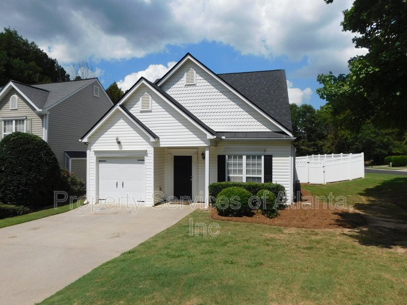 Canton - 3BR/2.5BA - FENCED CORNER LOT - GREAT SCHOOLS - SEE SPECIAL property image