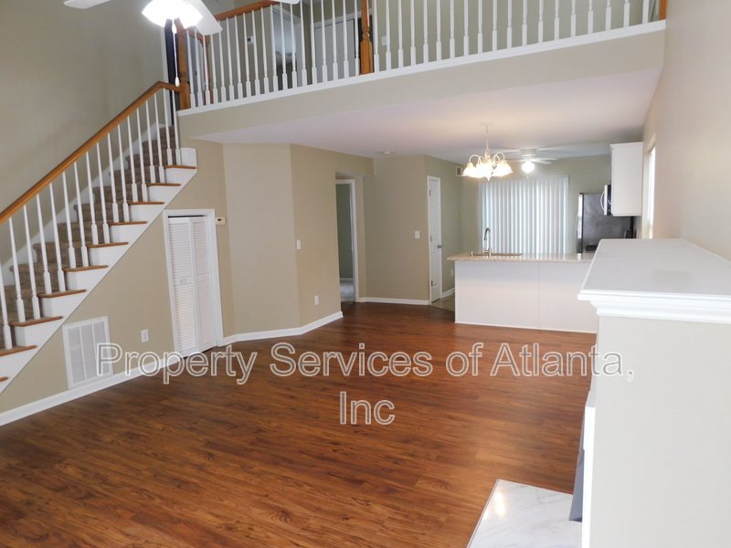 Canton - 3BR/2.5BA - FENCED CORNER LOT - GREAT SCHOOLS - SEE SPECIAL property image