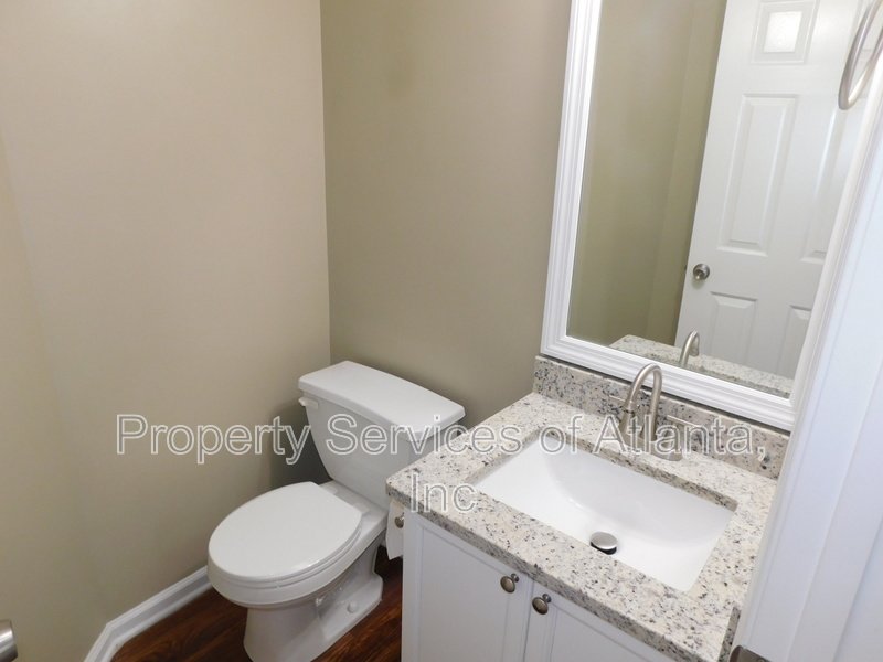 Canton - 3BR/2.5BA - FENCED CORNER LOT - GREAT SCHOOLS - SEE SPECIAL property image