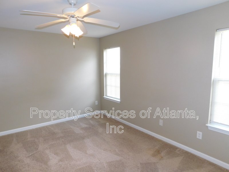 Canton - 3BR/2.5BA - FENCED CORNER LOT - GREAT SCHOOLS - SEE SPECIAL property image