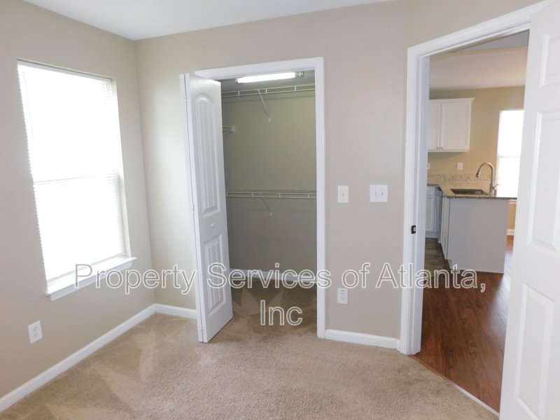 Canton - 3BR/2.5BA - FENCED CORNER LOT - GREAT SCHOOLS - SEE SPECIAL property image