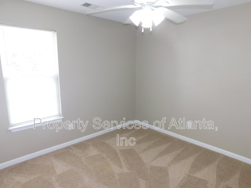 Canton - 3BR/2.5BA - FENCED CORNER LOT - GREAT SCHOOLS - SEE SPECIAL property image