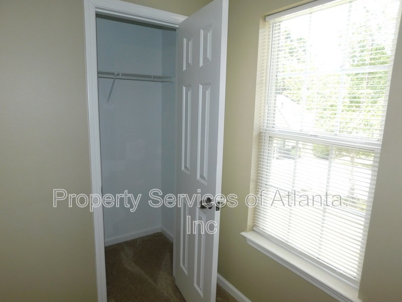 Canton - 3BR/2.5BA - FENCED CORNER LOT - GREAT SCHOOLS - SEE SPECIAL property image