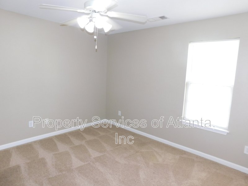 Canton - 3BR/2.5BA - FENCED CORNER LOT - GREAT SCHOOLS - SEE SPECIAL property image