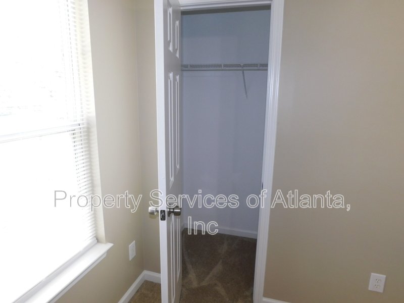 Canton - 3BR/2.5BA - FENCED CORNER LOT - GREAT SCHOOLS - SEE SPECIAL property image