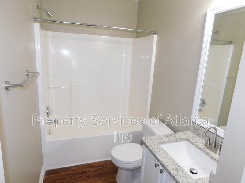 Canton - 3BR/2.5BA - FENCED CORNER LOT - GREAT SCHOOLS - SEE SPECIAL property image