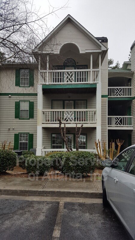 Decatur Condo Top Unit 3BD/2BA  Move In Now property image