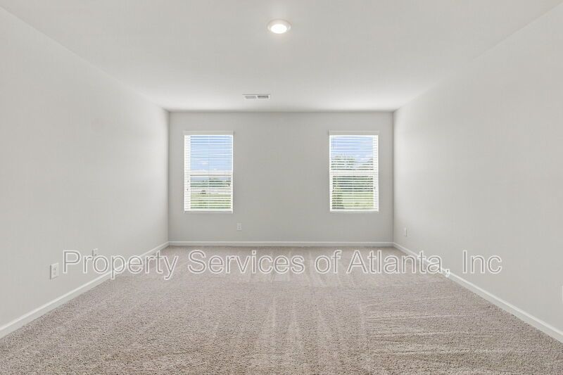 Flowery Branch - 3BR/2.5BA Townhouse - Includes Landscaping - SEE SPEC property image