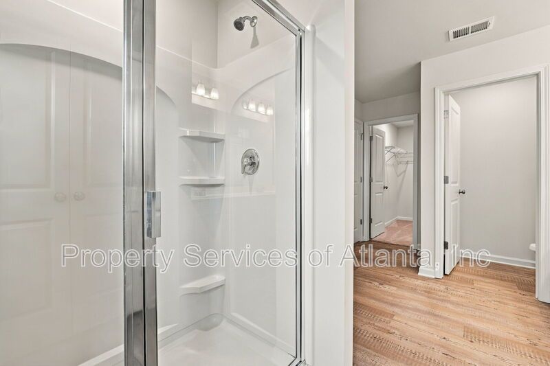 Flowery Branch - 3BR/2.5BA Townhouse - Includes Landscaping - SEE SPEC property image