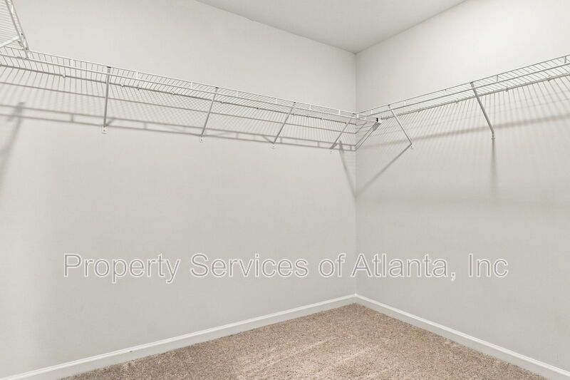 Flowery Branch - 3BR/2.5BA Townhouse - Includes Landscaping - SEE SPEC property image