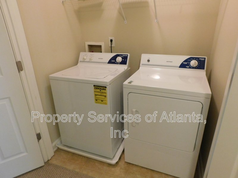 Canton - 4BD/2.5BA - Great Location! property image
