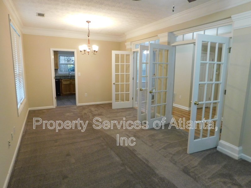 Marietta - 4BR/2.5BA-FENCED YARD-GREAT SCHOOLS property image